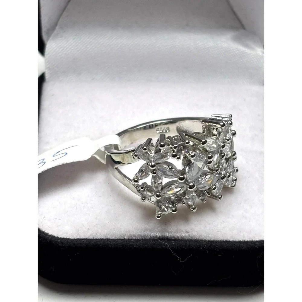 Elegant Silver Ring With Clustered Marquise & Round Cubic Zirconia Stones 6